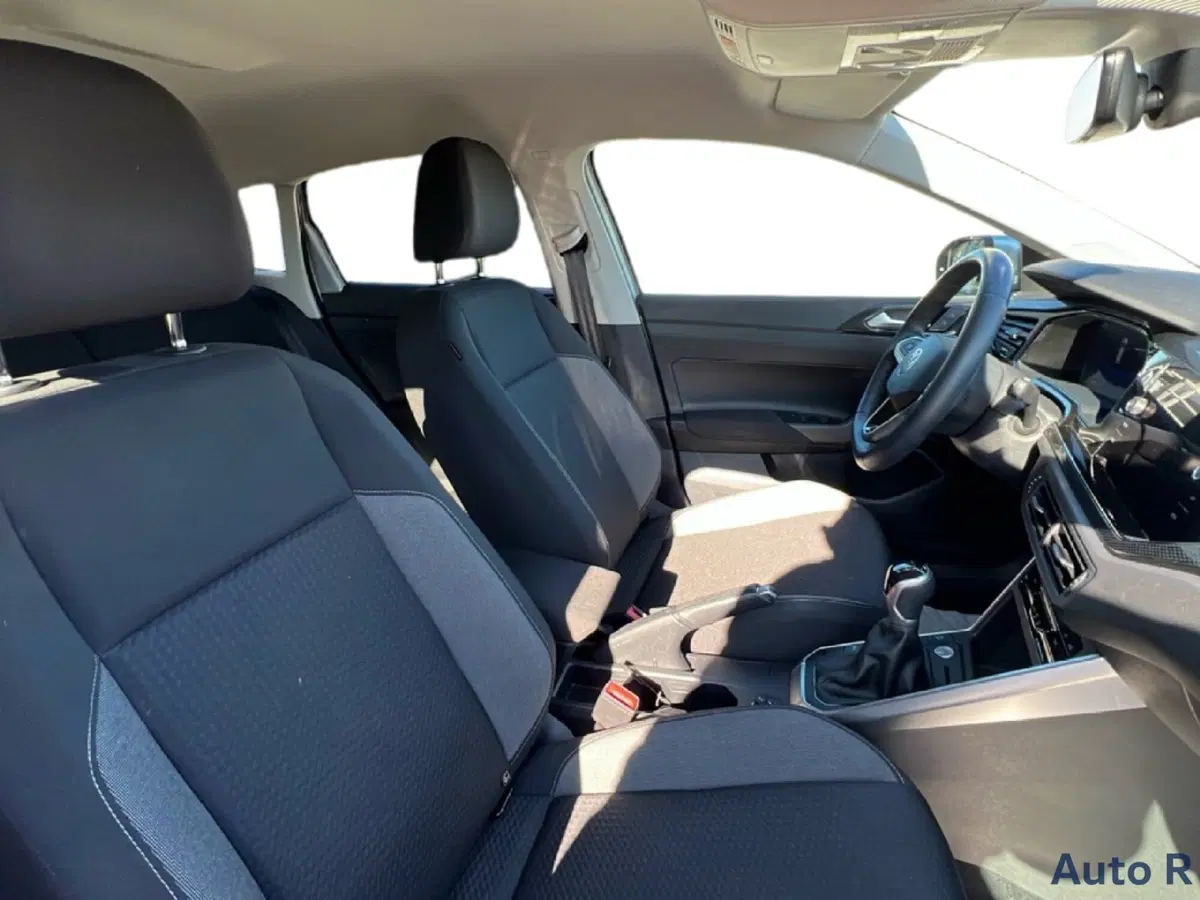 Volkswagen Taigo usata a Potenza (9)
