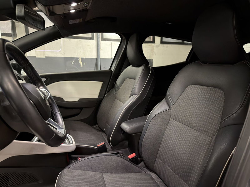 Renault Clio usata a Milano (15)