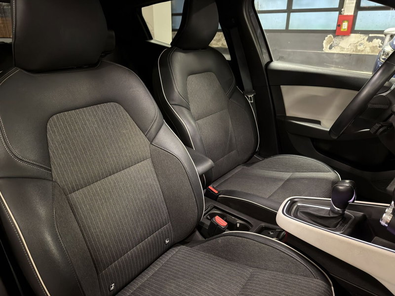 Renault Clio usata a Milano (16)