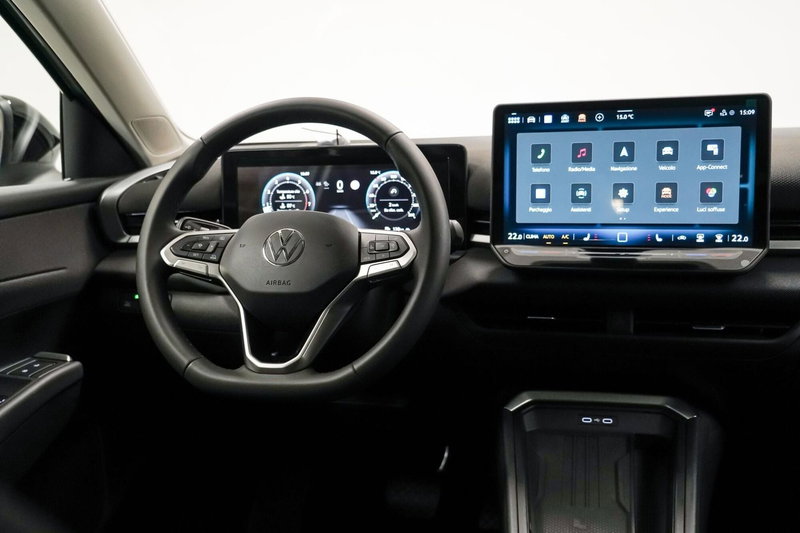 Volkswagen T-Roc nuova a Varese (11)