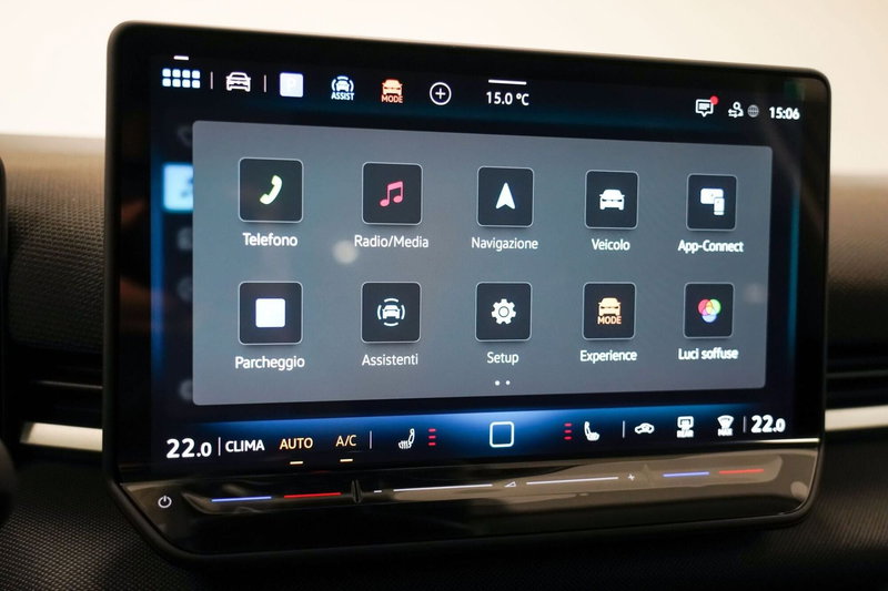 Volkswagen T-Roc nuova a Varese (15)