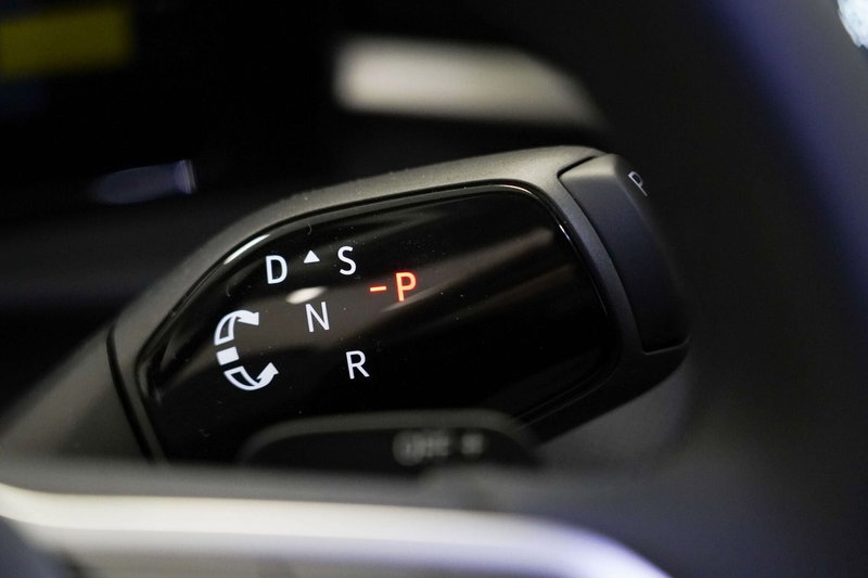 Volkswagen T-Roc nuova a Varese (19)