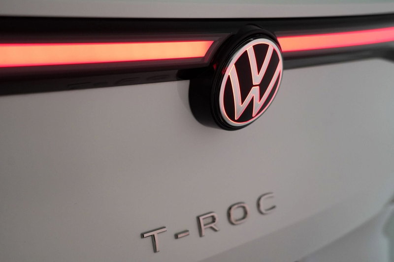 Volkswagen T-Roc nuova a Varese (20)