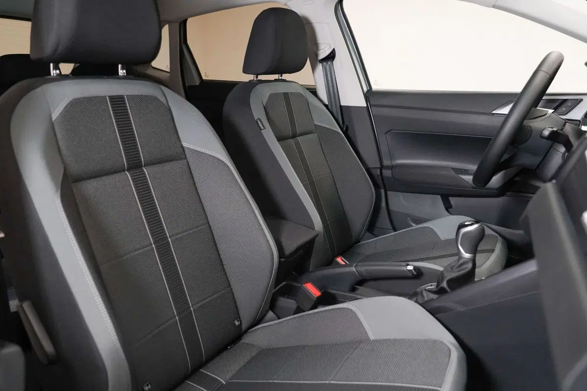 Volkswagen Polo nuova a Varese (13)