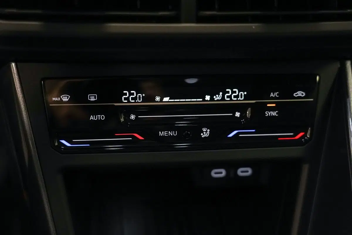 Volkswagen Polo nuova a Varese (17)