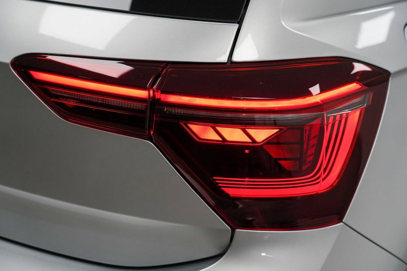 Volkswagen Polo nuova a Varese (9)