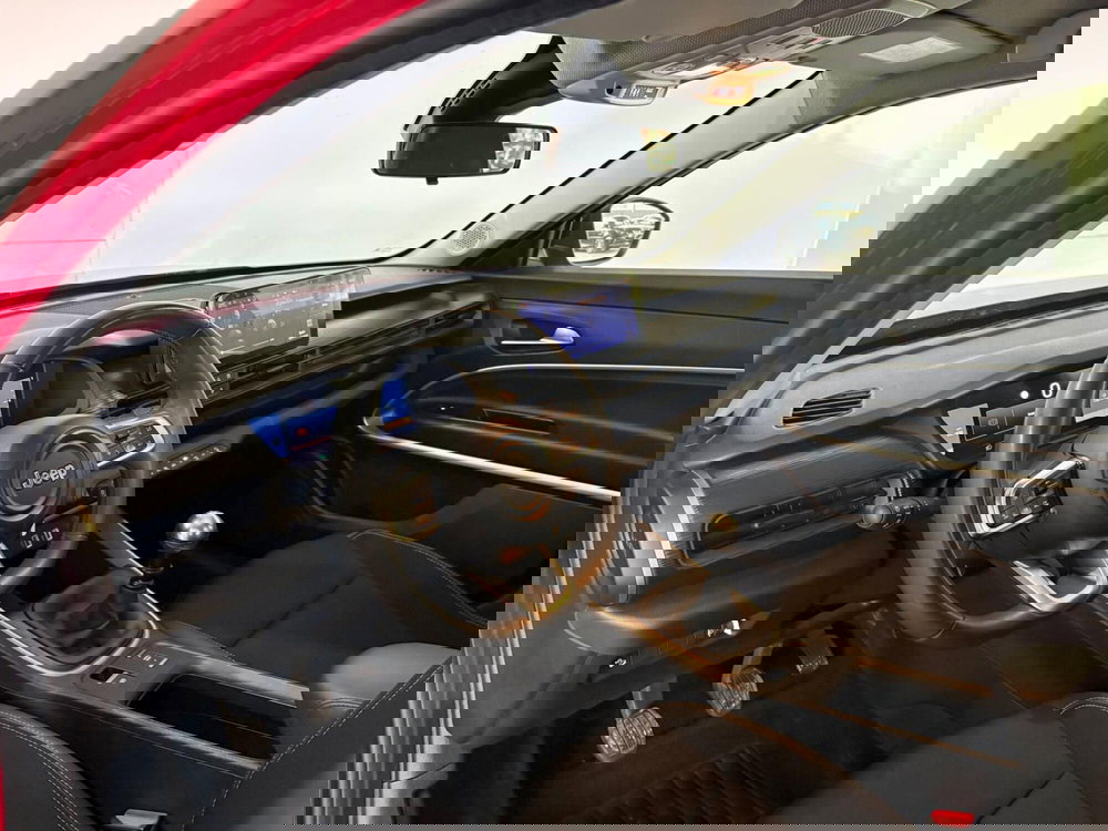 Jeep Avenger usata a Milano (11)