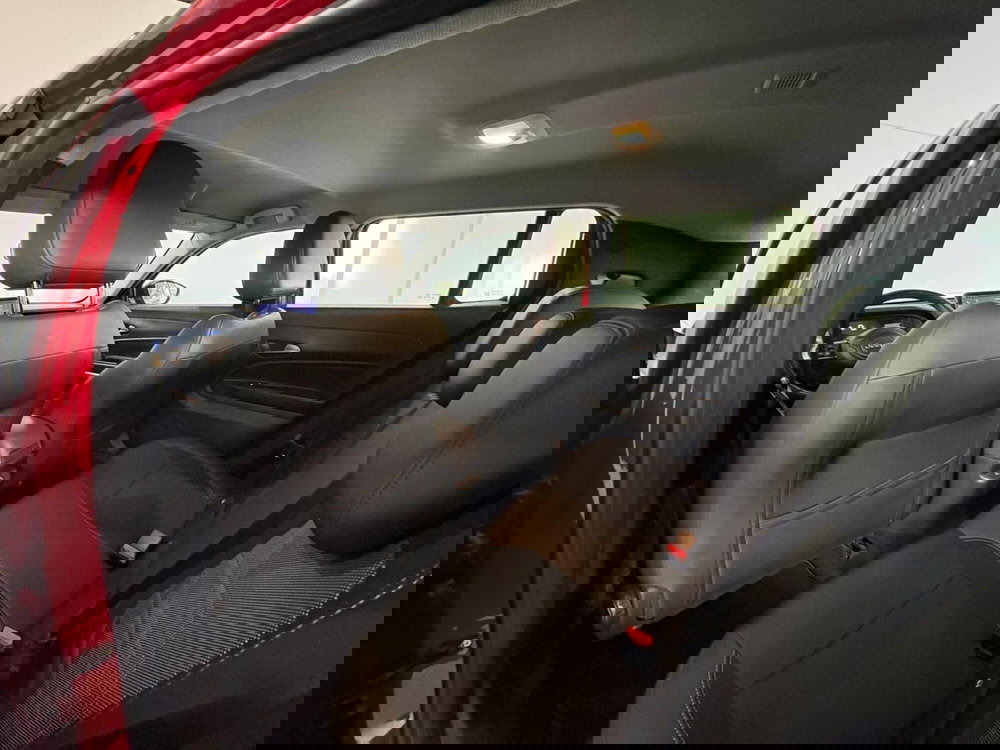 Jeep Avenger usata a Milano (13)