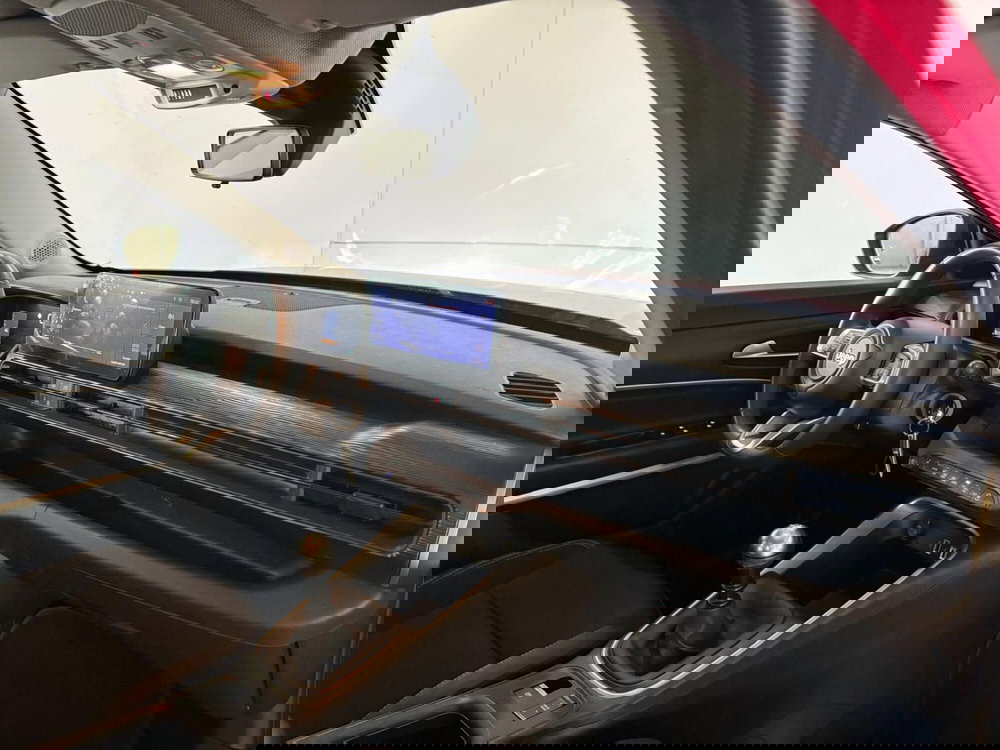 Jeep Avenger usata a Milano (15)