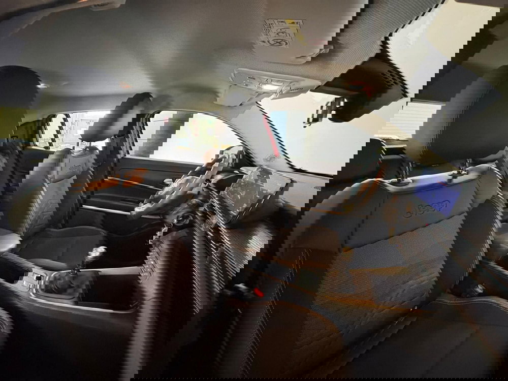 Jeep Avenger usata a Milano (16)