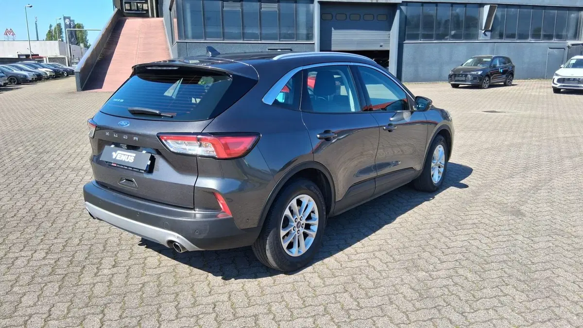 Ford Kuga usata a Monza e Brianza (5)