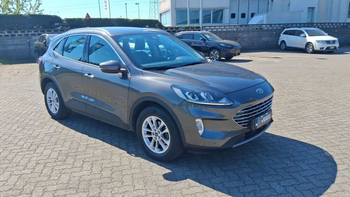 Ford Kuga usata a Monza e Brianza (9)