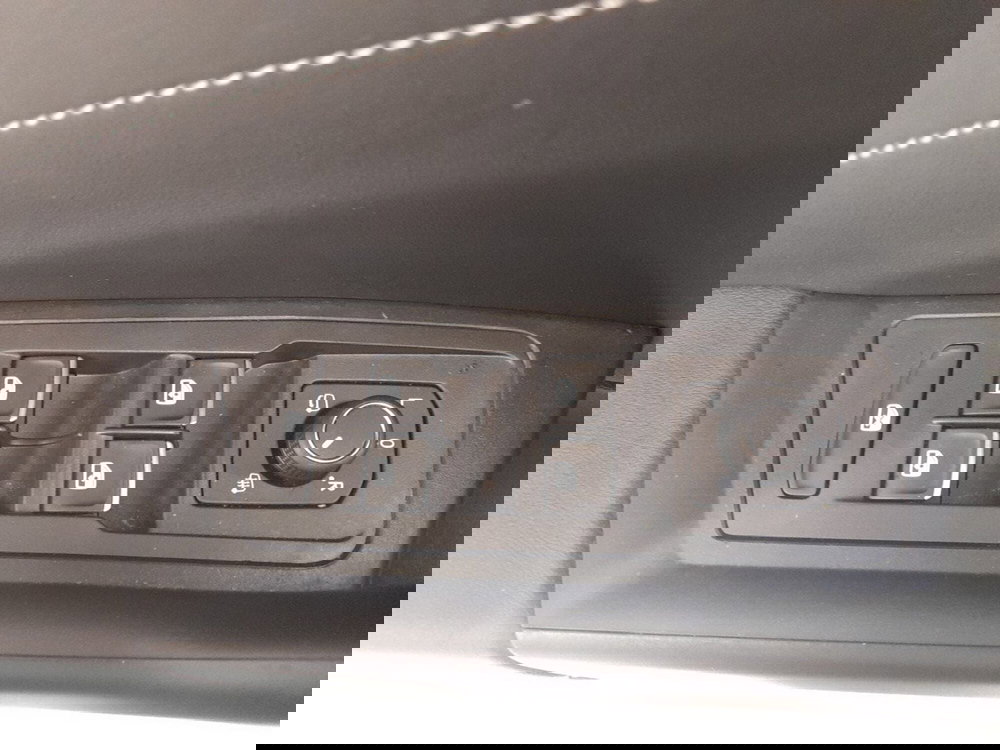 Volkswagen T-Roc usata a Bologna (8)