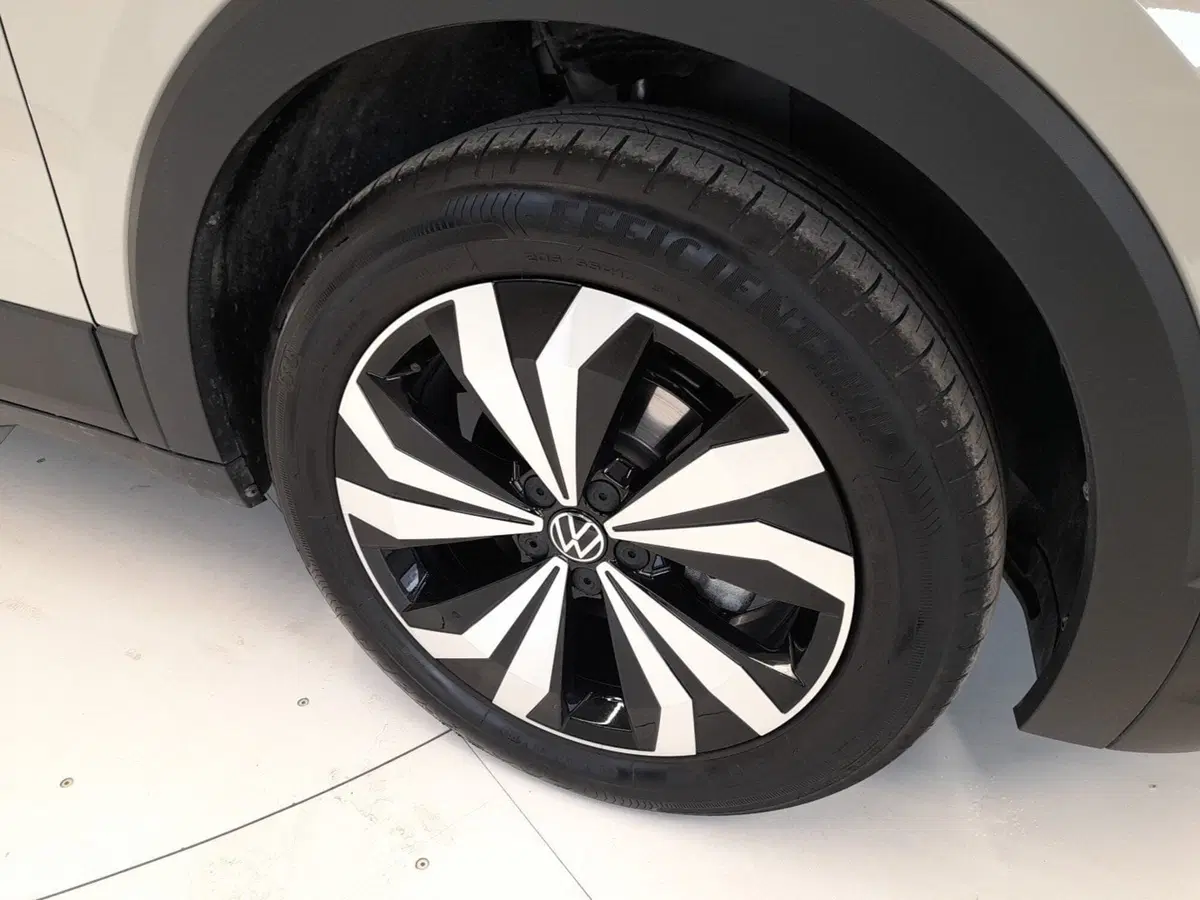 Volkswagen T-Cross usata a Bologna (8)