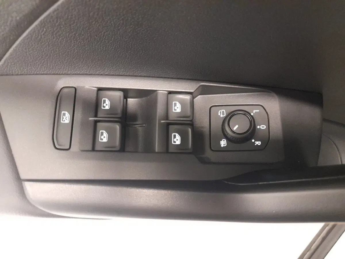 Volkswagen T-Cross usata a Bologna (9)