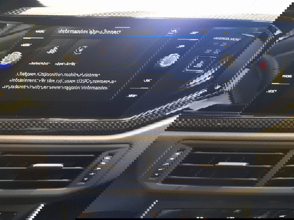 Volkswagen Taigo usata a Bologna (14)