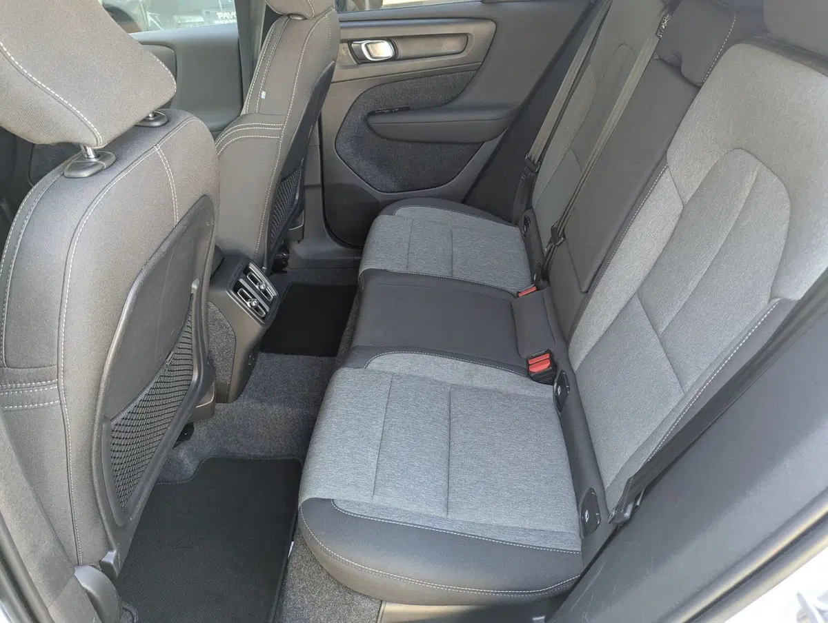Volvo XC40 usata a Pescara (10)