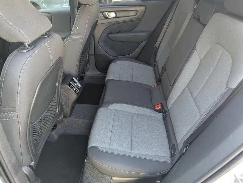 Volvo XC40 usata a Pescara (10)