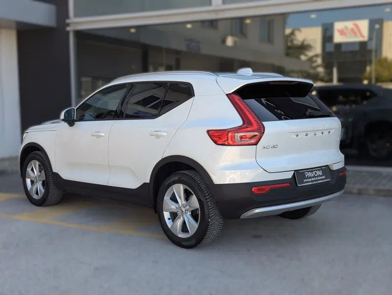 Volvo XC40 usata a Pescara (5)