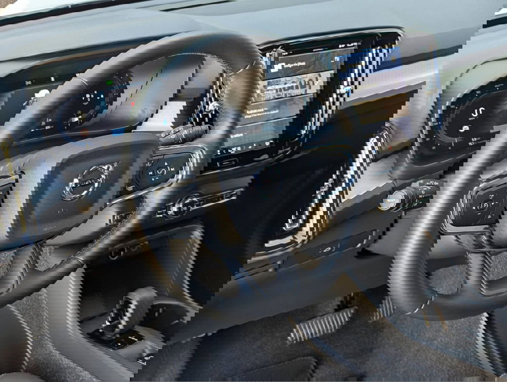 Volvo XC40 usata a Pescara (7)