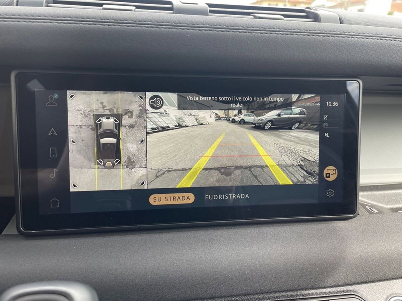 Land Rover Defender usata a Prato (12)