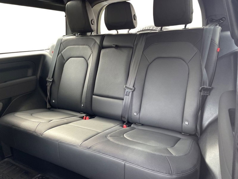 Land Rover Defender usata a Prato (14)