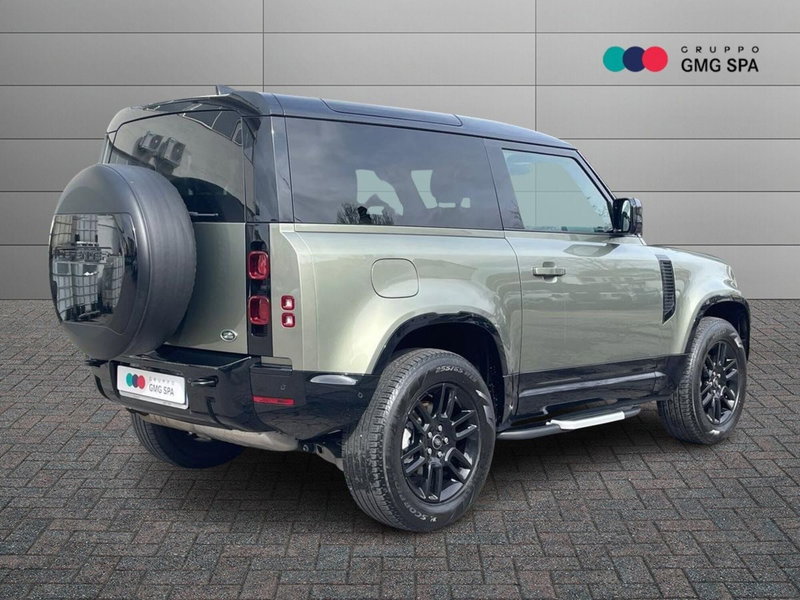 Land Rover Defender usata a Prato (9)