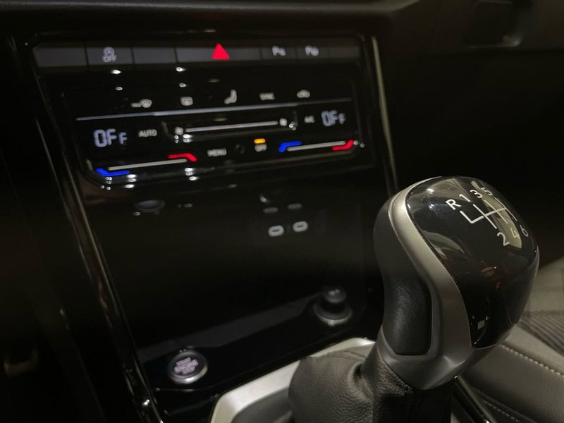 Volkswagen T-Roc usata a Prato (15)