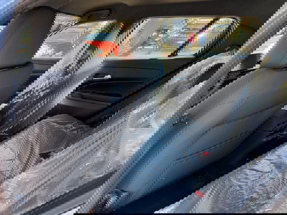 Jeep Avenger nuova a Frosinone (14)