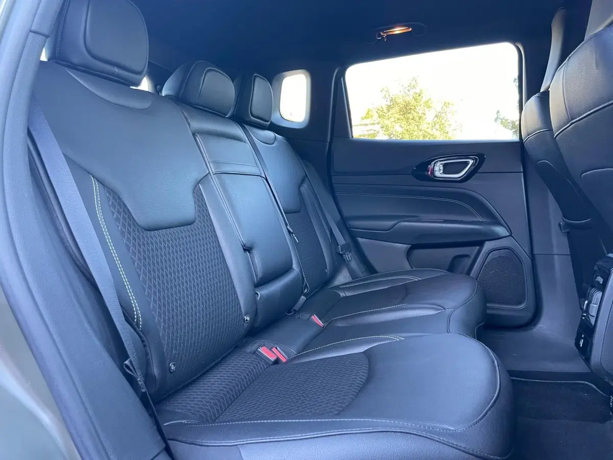 Jeep Compass usata a Ancona (17)