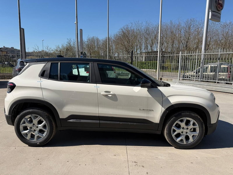 Jeep Avenger nuova a Frosinone (5)