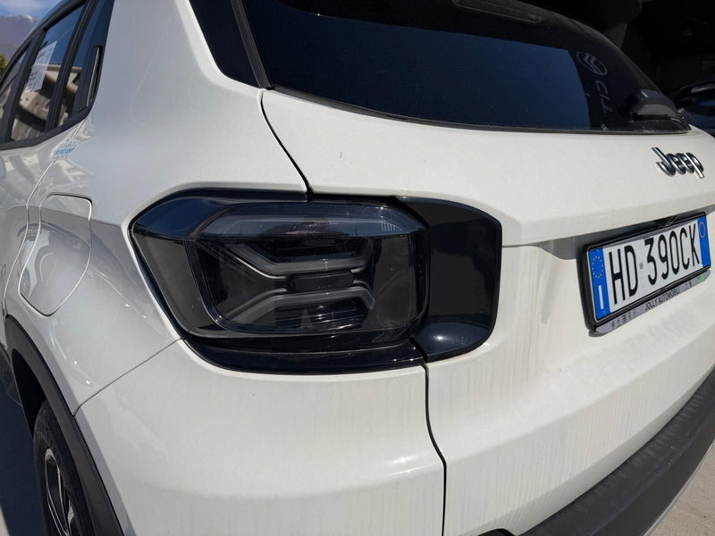 Jeep Avenger nuova a Frosinone (10)