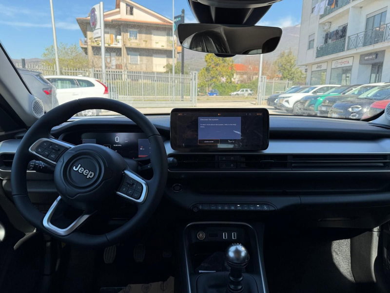 Jeep Avenger nuova a Frosinone (19)