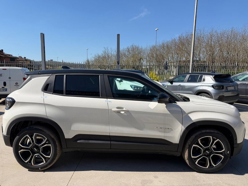 Jeep Avenger nuova a Frosinone (2)