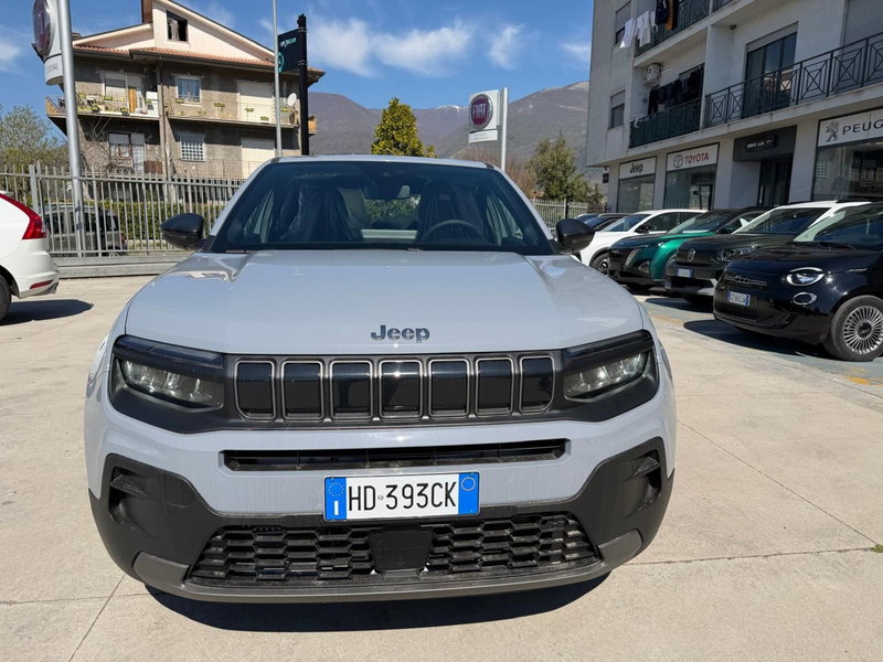 Jeep Avenger nuova a Frosinone (16)