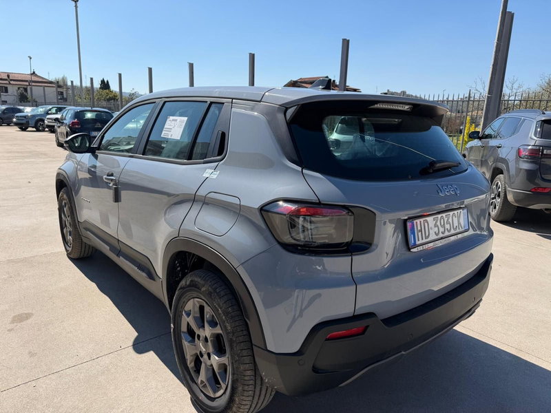 Jeep Avenger nuova a Frosinone (8)