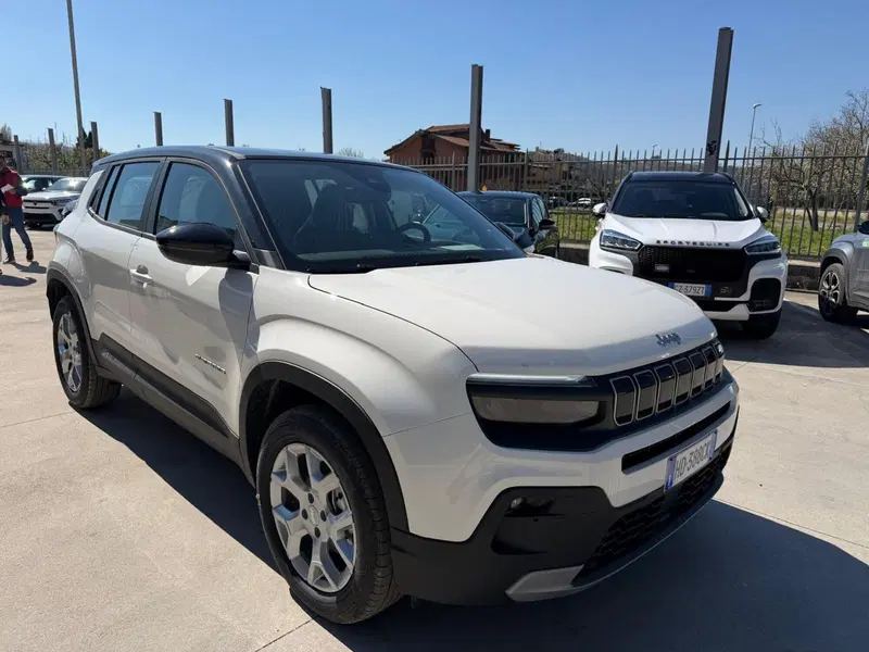Jeep Avenger nuova a Frosinone