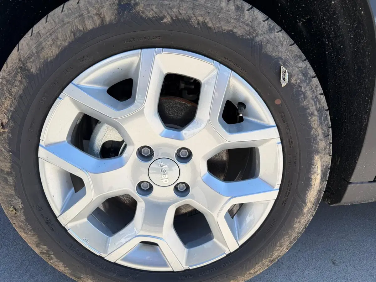 Jeep Avenger nuova a Frosinone (10)