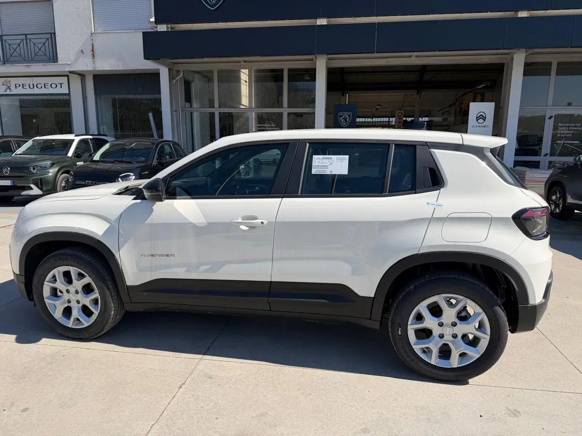 Jeep Avenger nuova a Frosinone (10)