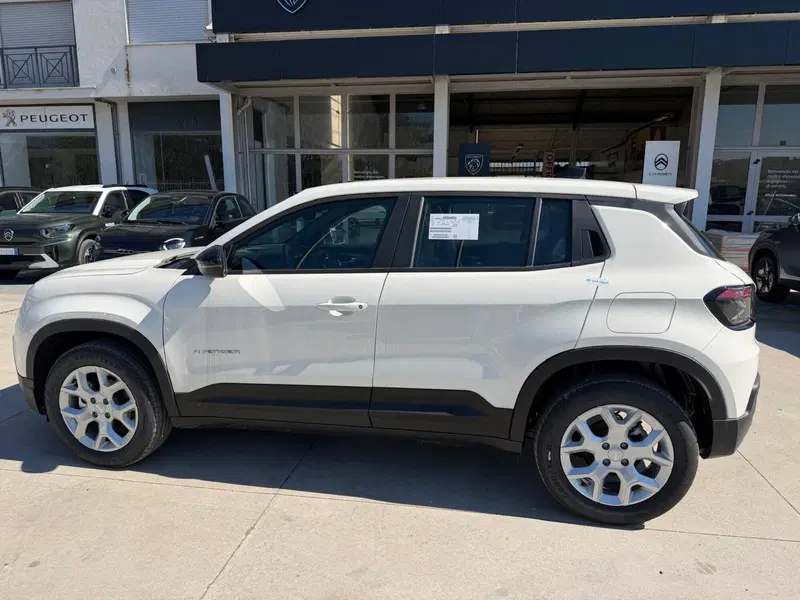 Jeep Avenger nuova a Frosinone (10)