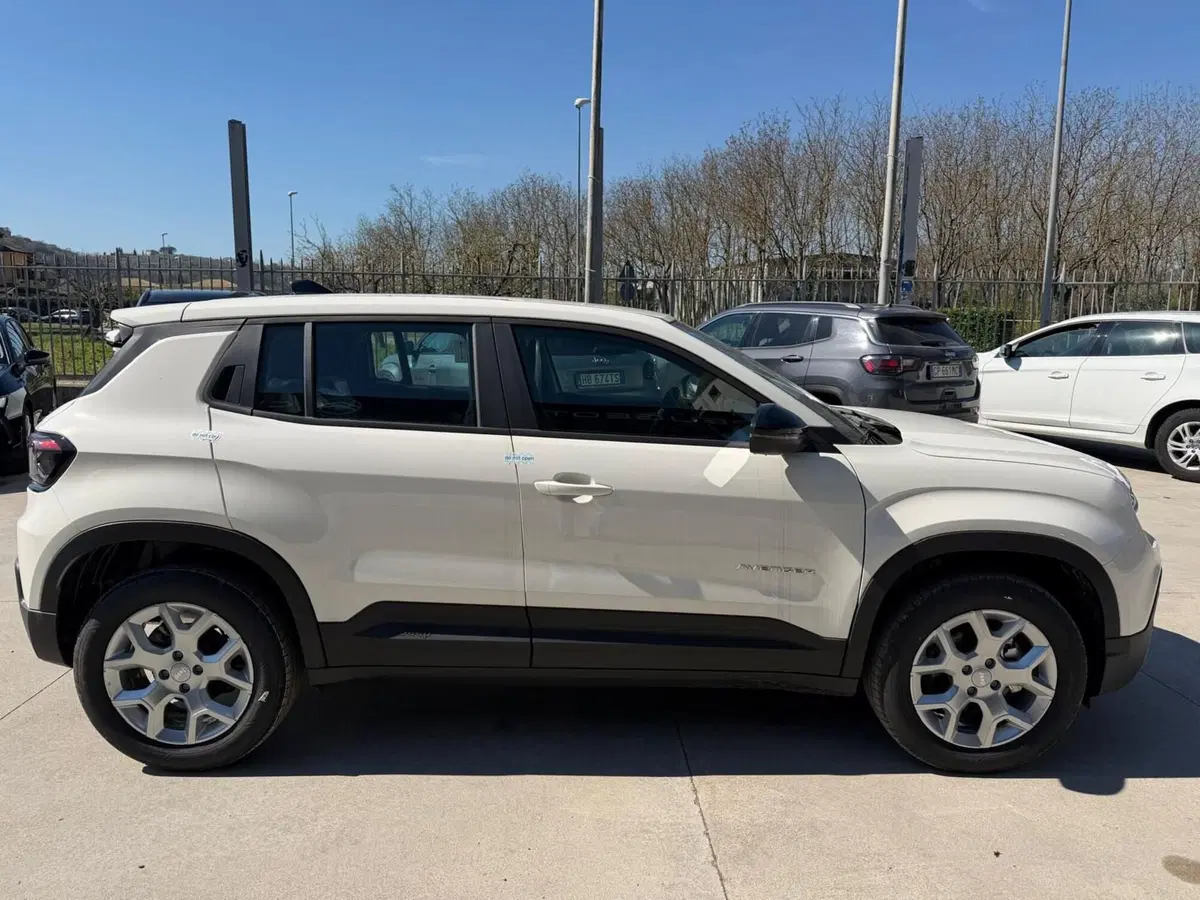 Jeep Avenger nuova a Frosinone (3)