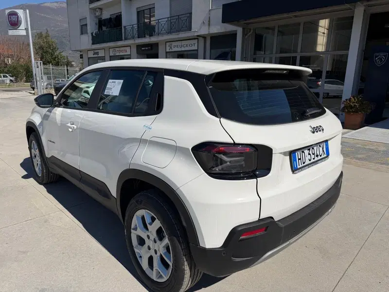 Jeep Avenger nuova a Frosinone (7)