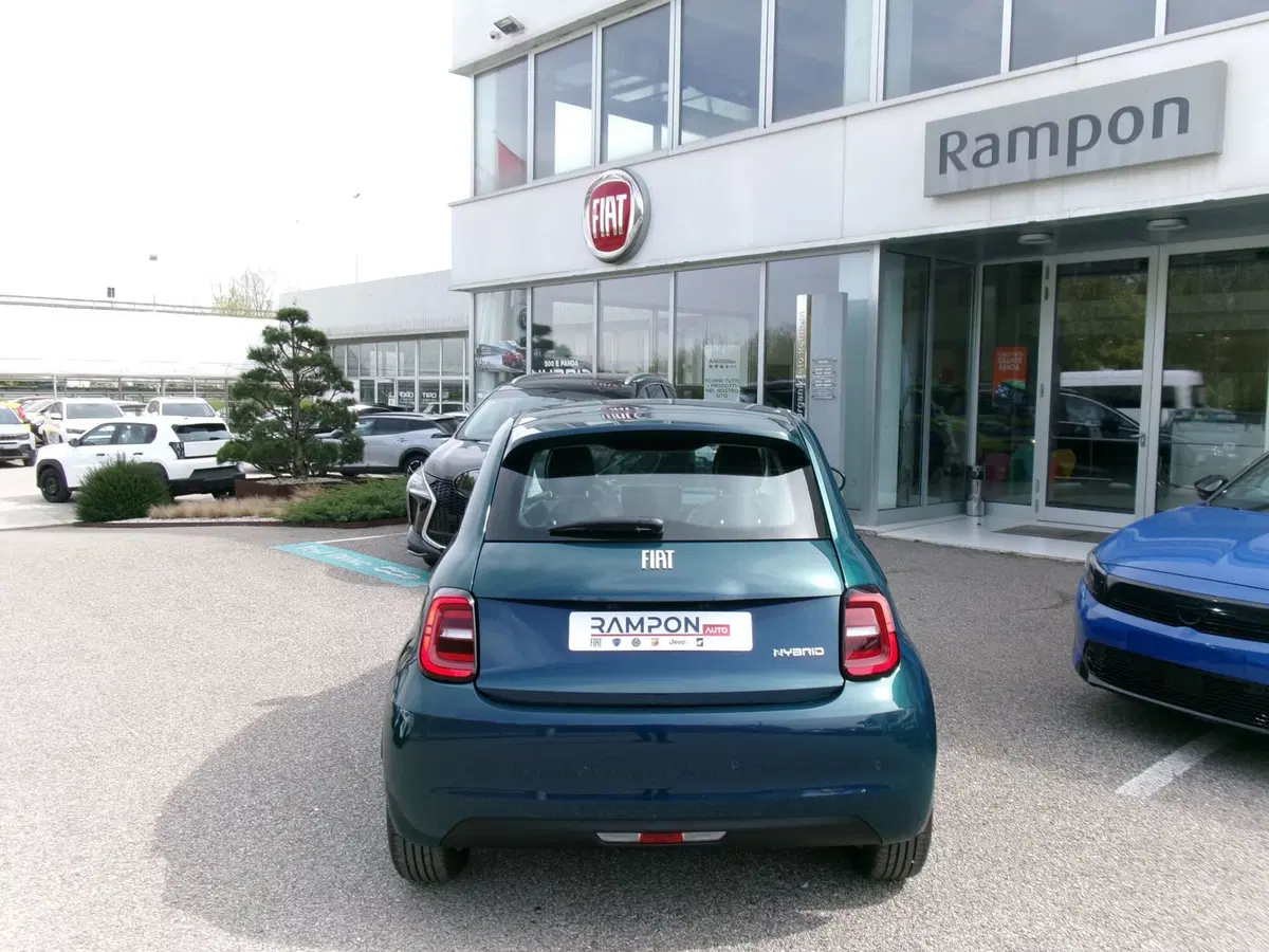 Fiat 500 nuova a Venezia (4)