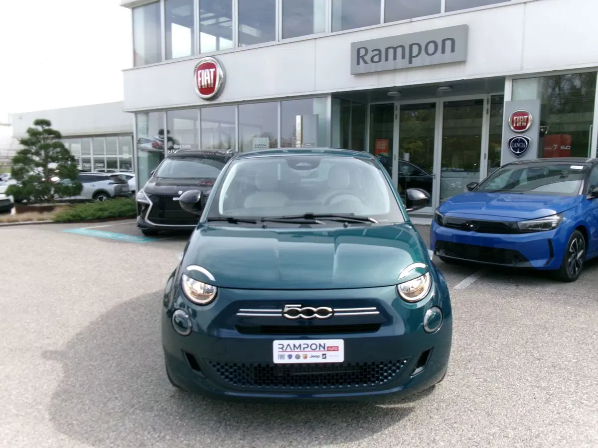 Fiat 500 nuova a Venezia (6)