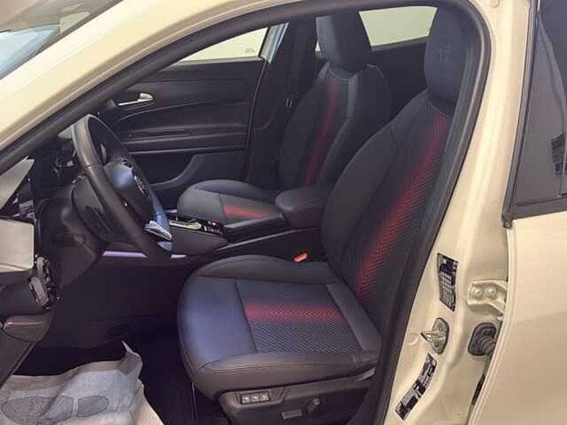 Alfa Romeo Junior nuova a Ravenna (9)