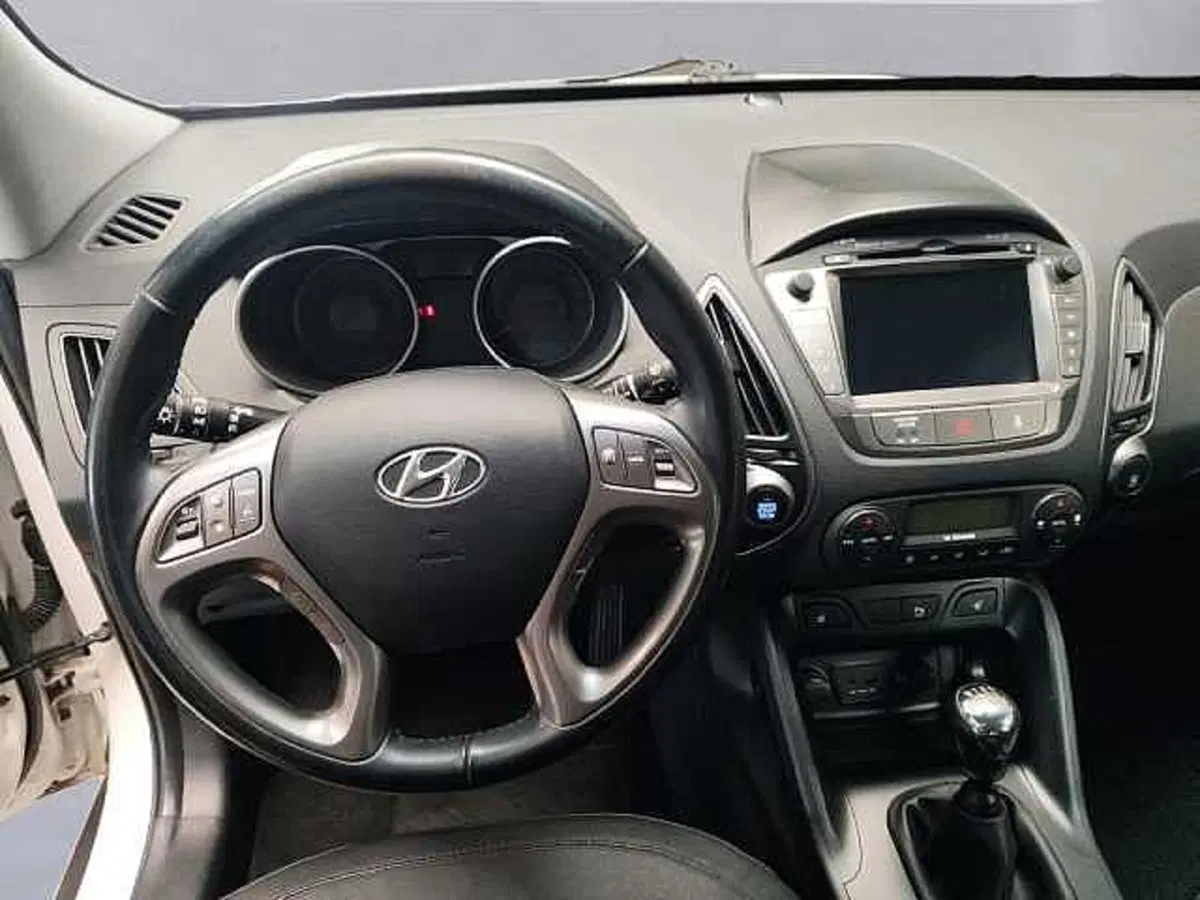 Hyundai ix35 usata a Milano (11)