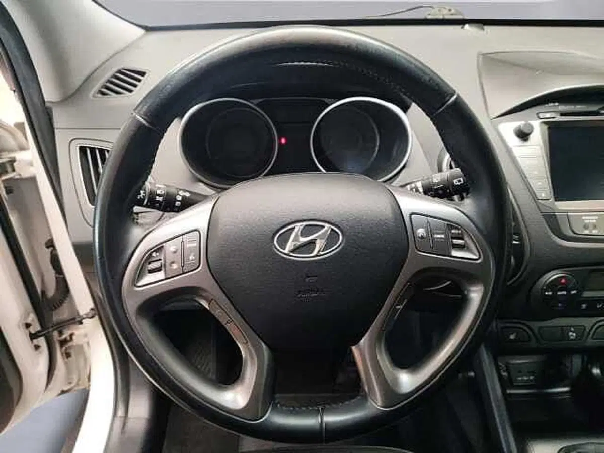 Hyundai ix35 usata a Milano (12)