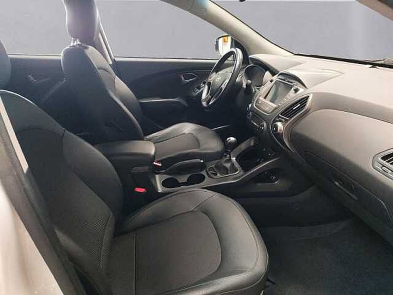 Hyundai ix35 usata a Milano (14)