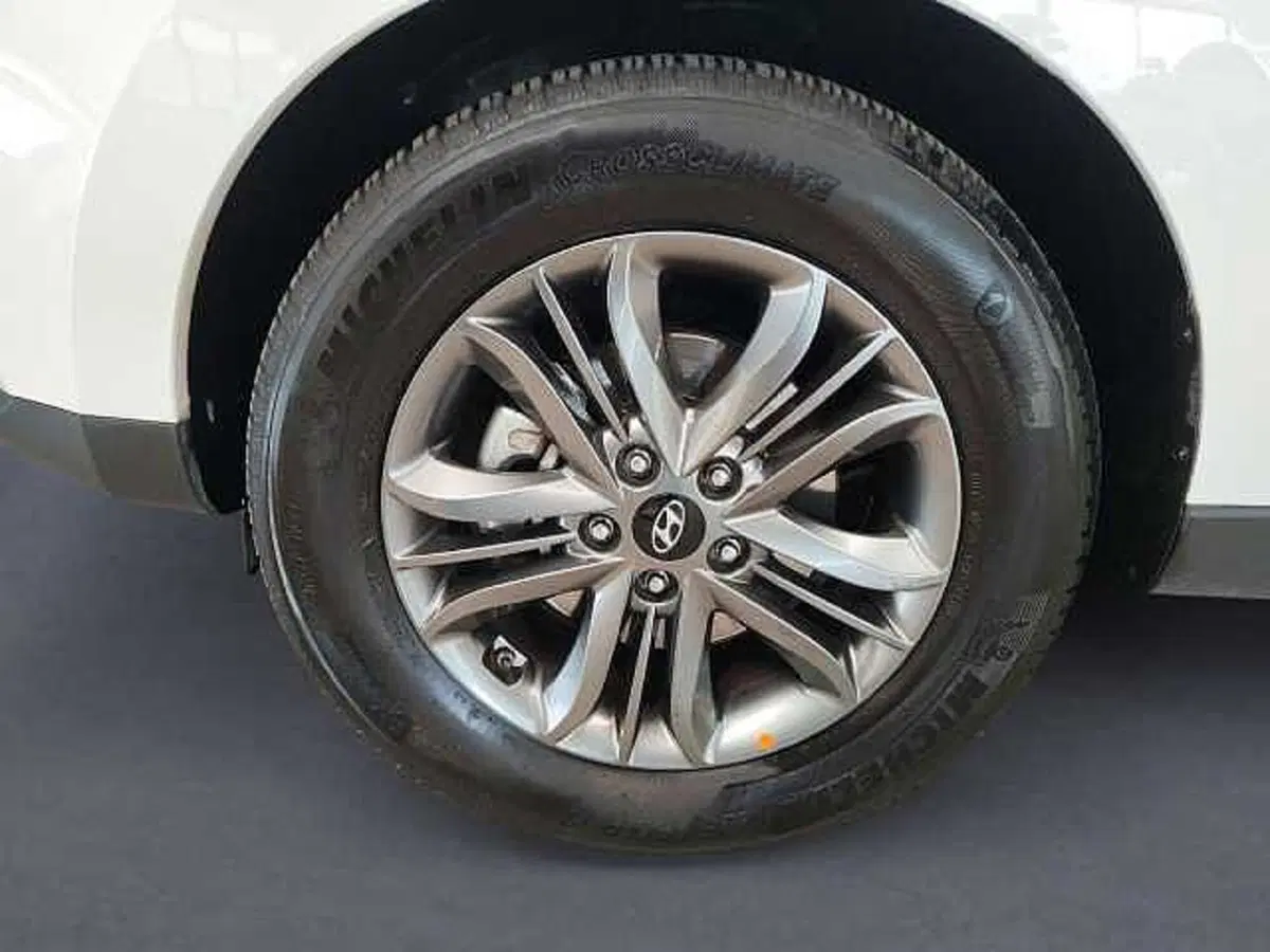 Hyundai ix35 usata a Milano (9)