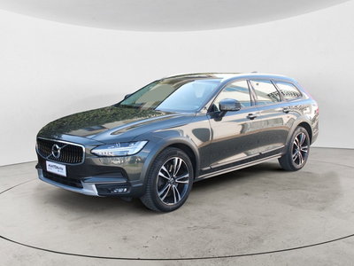 Volvo V90 Cross Country D5 AWD Geartronic Pro del 2019 usata a Cuneo